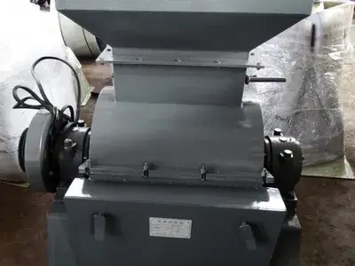 Urea Crusher